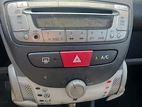 Toyota aygo 1.0-12v access, kb-178-x - afbeelding 12 van  14