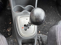 Toyota aygo 1.0-12v aspir. red air automaat 09-nhh-1 - afbeelding 10 van  18
