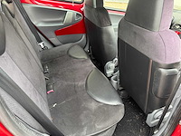Toyota aygo 1.0-12v aspir. red air automaat 09-nhh-1 - afbeelding 16 van  18