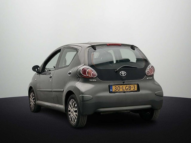 Toyota aygo 1.0-12v aspiration green 2010 - afbeelding 12 van  19