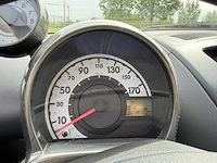 Toyota aygo 1.0 12v aspiration green, 41-ktj-8 - afbeelding 5 van  14