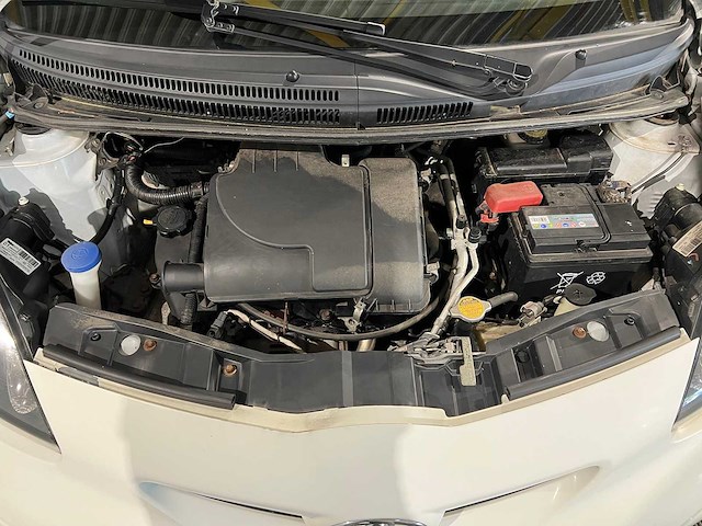 Toyota aygo 1.0-12v aspiration navigator, k-503-st - afbeelding 6 van  21