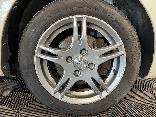 Toyota aygo 1.0-12v aspiration navigator, k-503-st - afbeelding 9 van  21