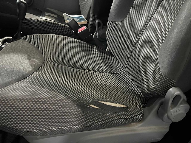 Toyota aygo 1.0-12v aspiration navigator, k-503-st - afbeelding 14 van  21