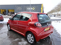 Toyota aygo 1.0-12v aspiration red 2010, 72-nsv-8 - afbeelding 12 van  18