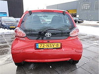 Toyota aygo 1.0-12v aspiration red 2010, 72-nsv-8 - afbeelding 13 van  18