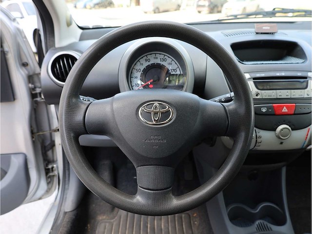 Toyota aygo 1.0-12v + automaat 2008, 24-nsr-3 - afbeelding 5 van  23