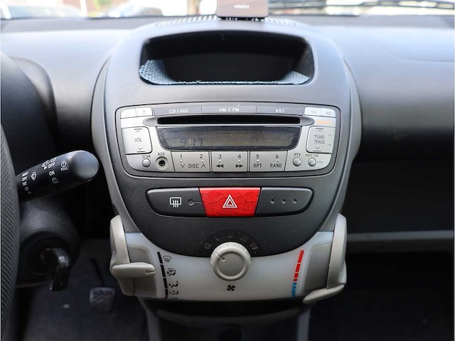 Toyota aygo 1.0-12v + automaat 2008, 24-nsr-3 - afbeelding 7 van  23
