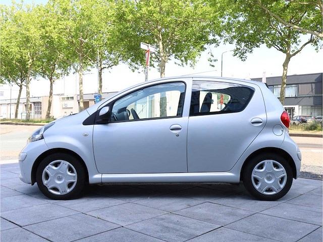 Toyota aygo 1.0-12v + automaat 2008, 24-nsr-3 - afbeelding 10 van  23