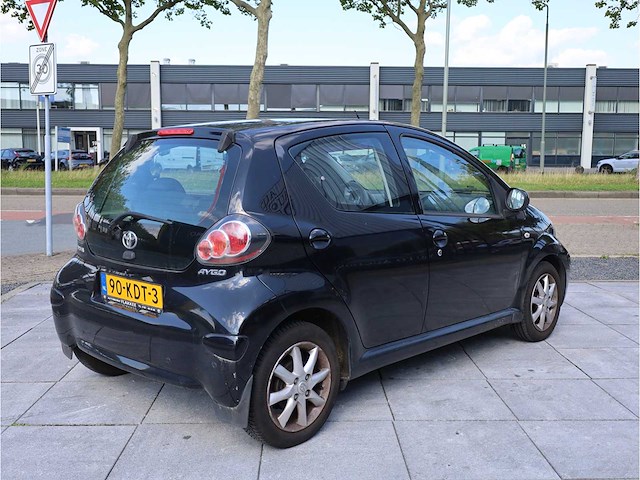 Toyota aygo 1.0-12v comfort 2009, 90-kdt-3 - afbeelding 18 van  22