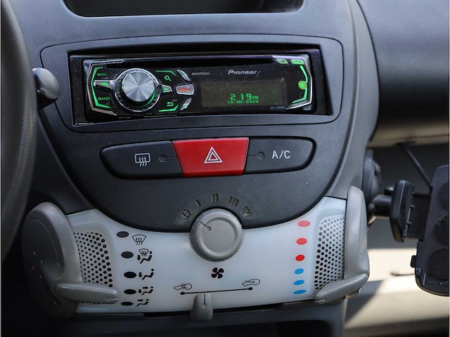 Toyota aygo 1.0-12v comfort 2009, 90-kdt-3 - afbeelding 5 van  14