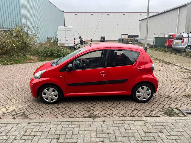 Toyota aygo 1.0-12v comfort , 47-khs-3 - afbeelding 16 van  21