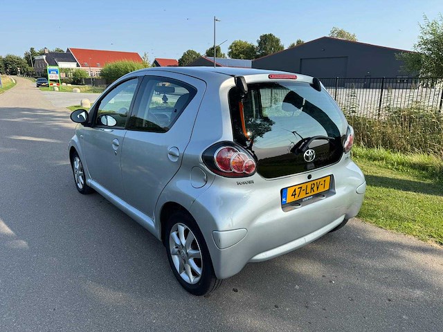 Toyota aygo 1.0-12v comfort 5 deurs 47-lrv-1 - afbeelding 8 van  15