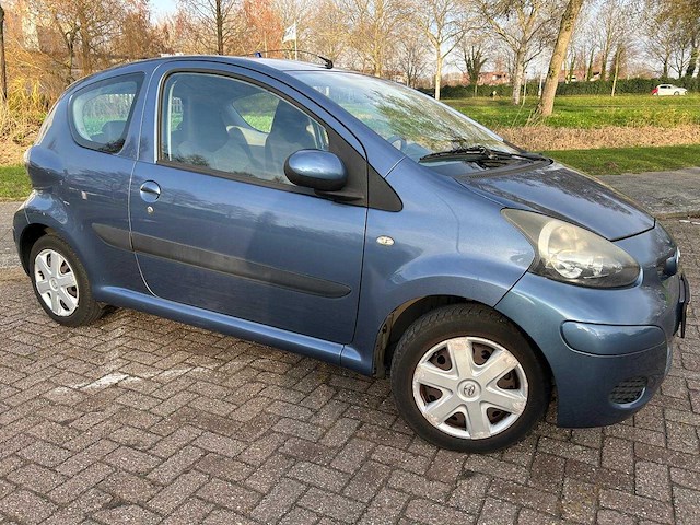 Toyota aygo 1.0 12v comfort, 69-jnk-5 - afbeelding 5 van  11