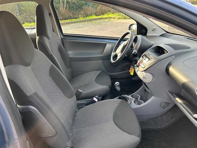 Toyota aygo 1.0 12v comfort, 69-jnk-5 - afbeelding 8 van  11