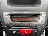 Toyota aygo 1.0-12v dynamic blue 5-deurs | 34-ksv-7 - afbeelding 4 van  22