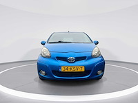 Toyota aygo 1.0-12v dynamic blue 5-deurs | 34-ksv-7 - afbeelding 16 van  22