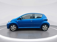 Toyota aygo 1.0-12v dynamic blue 5-deurs | 34-ksv-7 - afbeelding 20 van  22