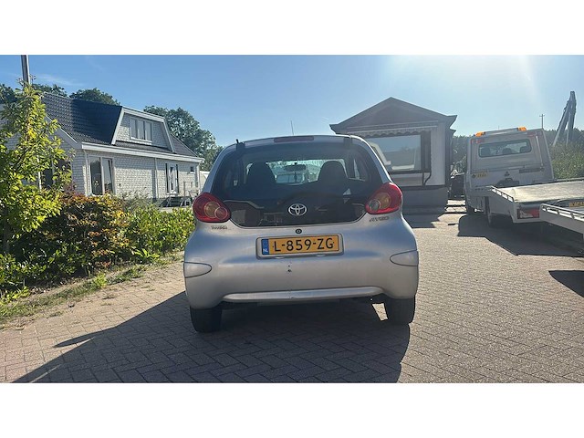 Toyota aygo 1.0-12v | l-859-zg i - afbeelding 3 van  12