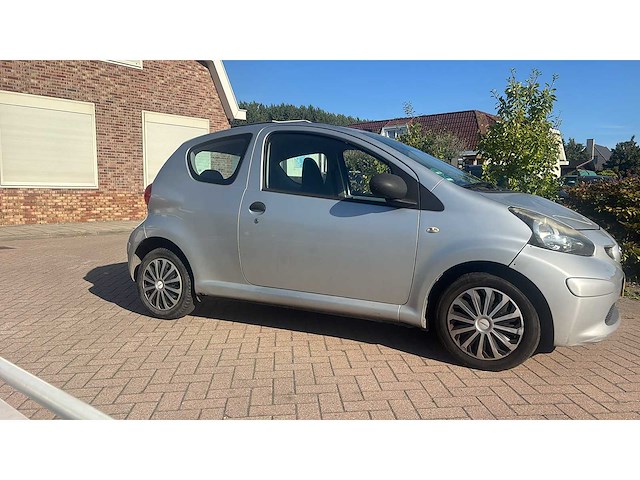 Toyota aygo 1.0-12v | l-859-zg i - afbeelding 11 van  12
