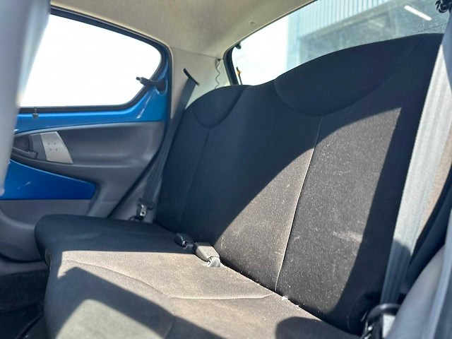 Toyota aygo 1.0-12v now, 15tfj6 - afbeelding 12 van  14