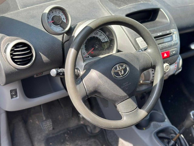 Toyota aygo 1.0-12v now, 15tfj6 - afbeelding 8 van  14