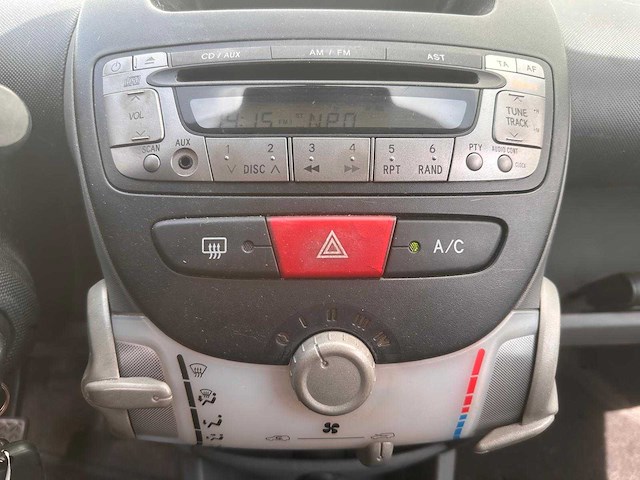 Toyota aygo 1.0 12v sport, 04-xv-pk - afbeelding 2 van  14
