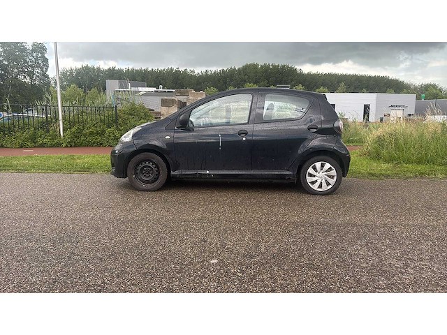 Toyota aygo 1.0 vvt-i access 2013 | 3-xvx-65 i - afbeelding 2 van  14