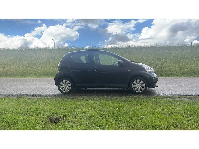 Toyota aygo 1.0 vvt-i access 2013 | 3-xvx-65 i - afbeelding 3 van  14