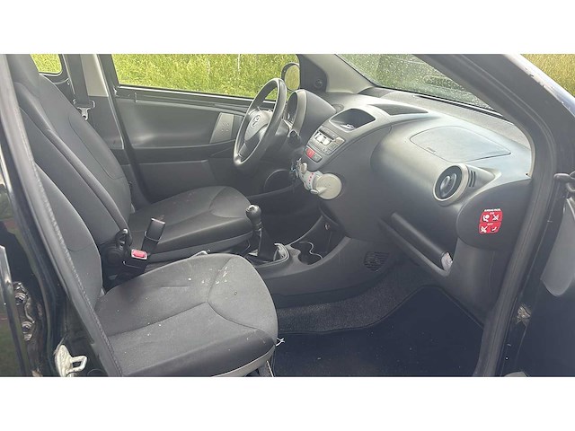 Toyota aygo 1.0 vvt-i access 2013 | 3-xvx-65 i - afbeelding 11 van  14