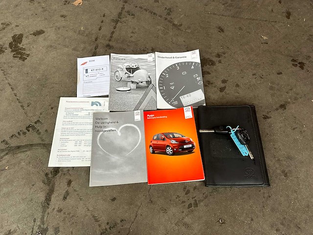 Toyota aygo 1.0 vvt-i access 28pk 2013, kt-612-x - afbeelding 28 van  34