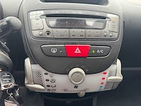 Toyota aygo 1.0 vvt-i comfort, kf-251-z - afbeelding 4 van  12