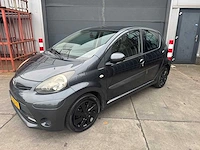 Toyota aygo 1.0 vvt-i comfort, kf-251-z - afbeelding 1 van  12