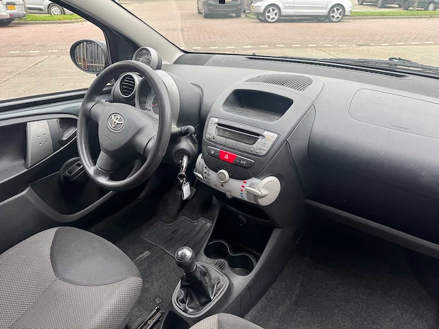 Toyota aygo 1.0 vvt-i comfort, kf-251-z - afbeelding 9 van  12