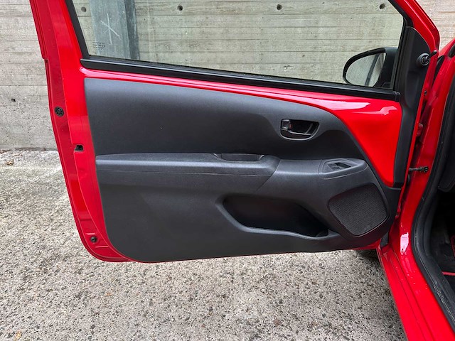 Toyota aygo 1.0 vvt-i x 69pk 2018, kkx-65-l - afbeelding 31 van  40