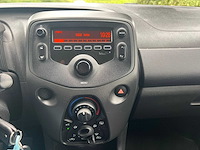 Toyota aygo 1.0 vvt-i x-fun ; sx-348-r - afbeelding 8 van  11