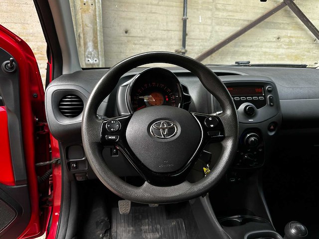 Toyota aygo 1.0 vvt-i x-now 69pk 2018, kkd-62-f - afbeelding 4 van  28