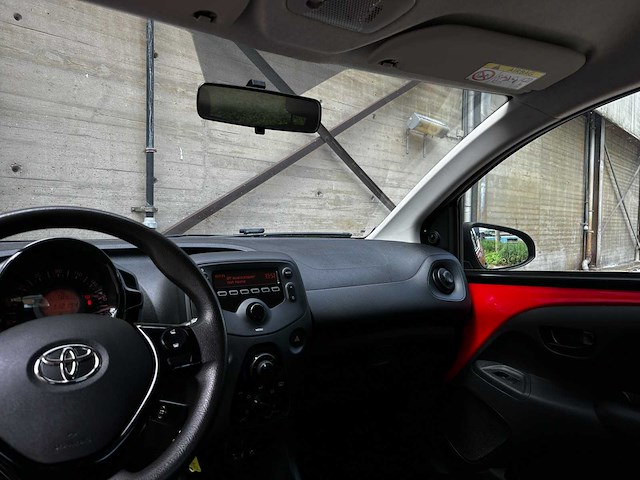 Toyota aygo 1.0 vvt-i x-now 69pk 2018, kkd-62-f - afbeelding 5 van  28