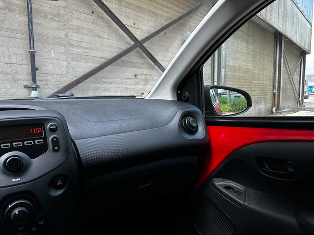 Toyota aygo 1.0 vvt-i x-now 69pk 2018, kkd-62-f - afbeelding 13 van  28