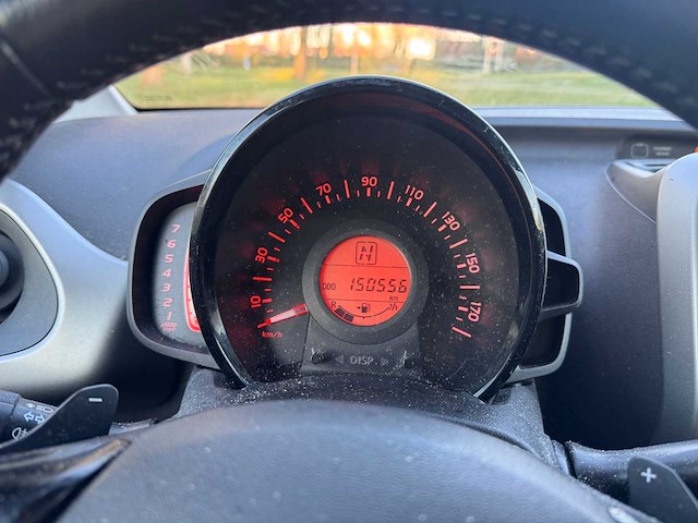 Toyota aygo 1.0 vvt i x play automaat ; hk-971-f - afbeelding 7 van  15