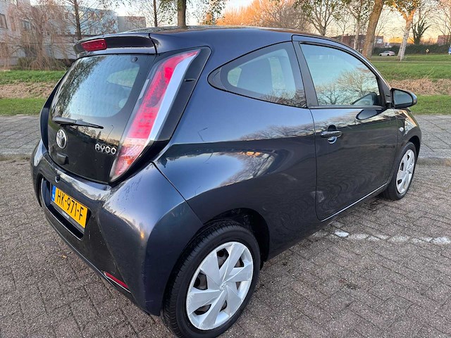 Toyota aygo 1.0 vvt i x play automaat ; hk-971-f - afbeelding 8 van  15