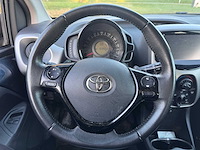Toyota aygo 1.0 vvt i x play automaat ; hk-971-f - afbeelding 14 van  15