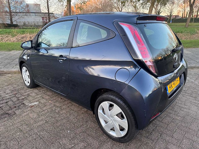 Toyota aygo 1.0 vvt i x play; hk-971-f - afbeelding 4 van  15