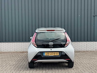 Toyota aygo 1.0 vvt-i x-play | jk-274-v i - afbeelding 4 van  13