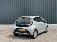 Toyota aygo 1.0 vvt-i x-play | jk-274-v i - afbeelding 12 van  21