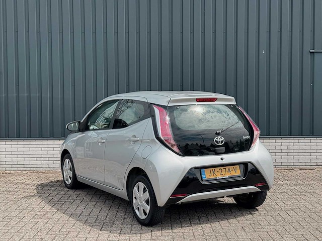 Toyota aygo 1.0 vvt-i x-play | jk-274-v i - afbeelding 18 van  21