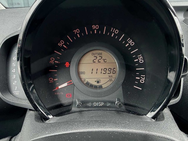 Toyota aygo 1.0 vvt-i x-play | jk-274-v i - afbeelding 19 van  21