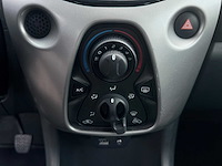 Toyota aygo 1.0 vvt-i x-play | jk-274-v i - afbeelding 20 van  21