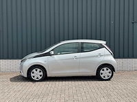 Toyota aygo 1.0 vvt-i x-play | jk-274-v i - afbeelding 21 van  21