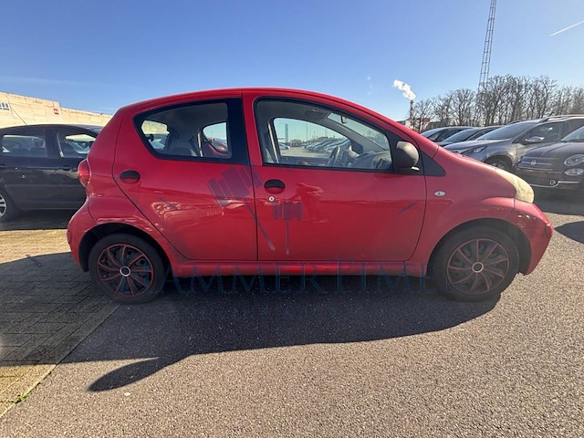Toyota aygo 1.0i vvt-i, 2006 - afbeelding 26 van  31
